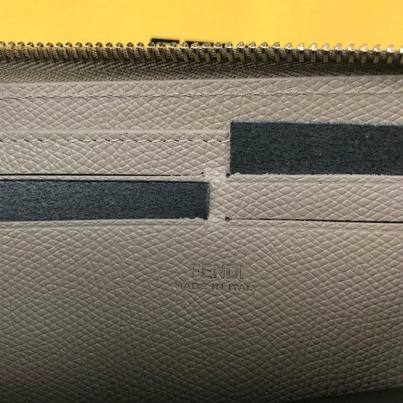 New in Box Fendi ZIP-AROUND Beige leather wallet  $990 - Picture 10 of 14